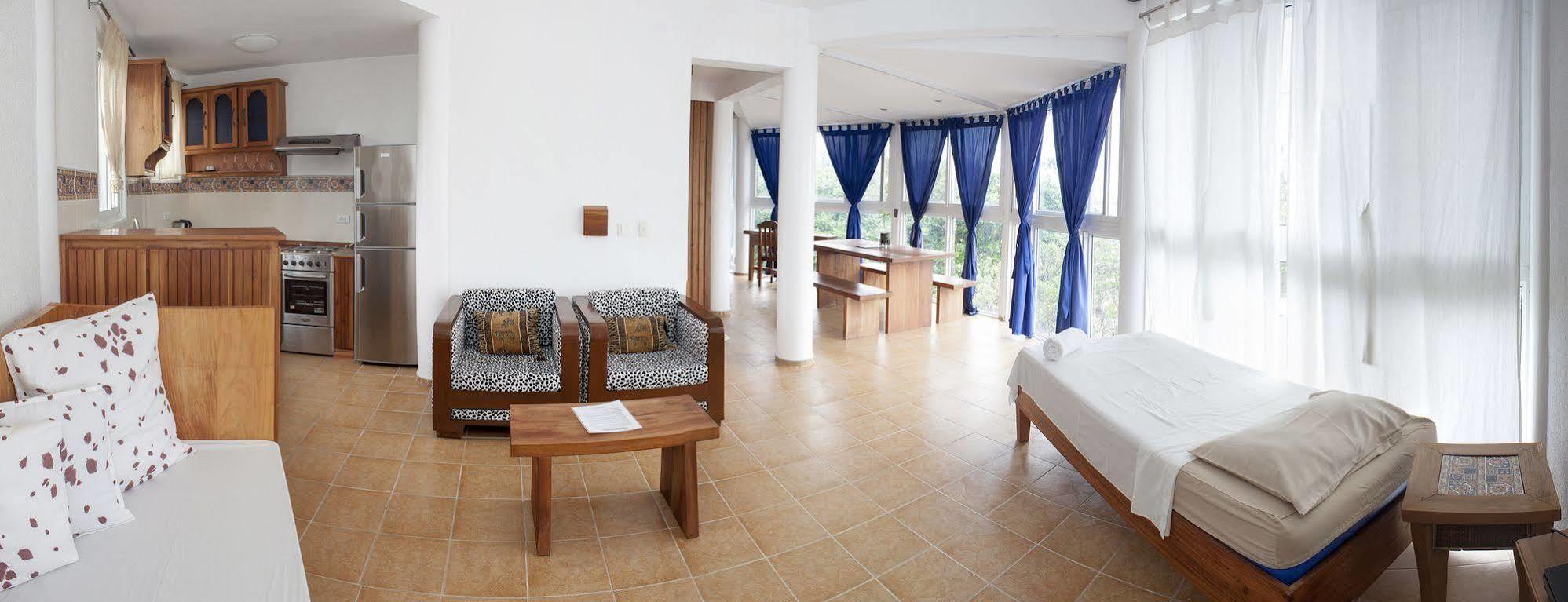 Aissatou Beach Resort Balabag  Ngoại thất bức ảnh